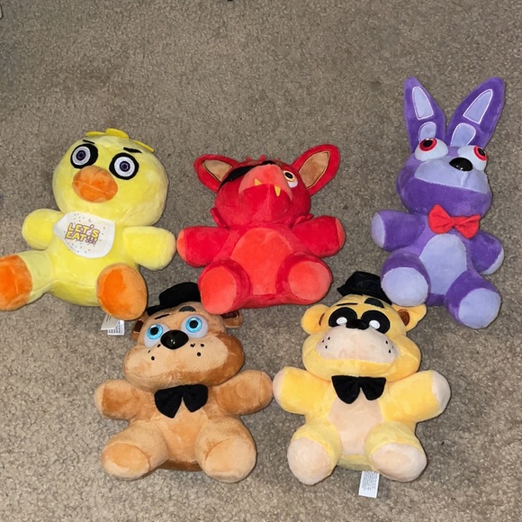 Fnaf Merch Bundle! - Picture 4 of 4